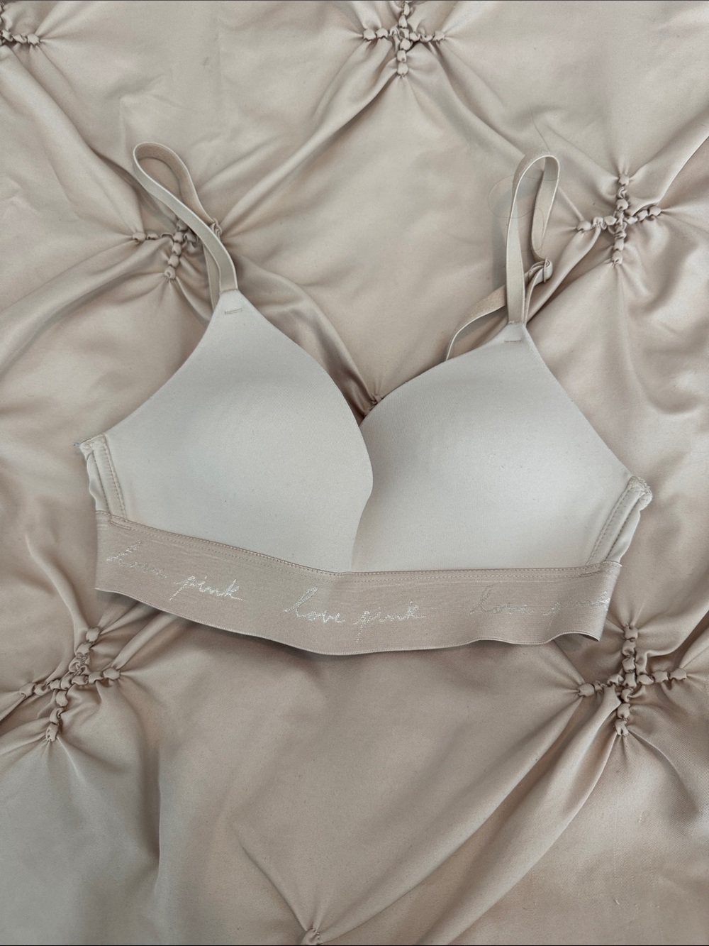 PINK Victoria's Secret Seamless Light Beige T-Shirt Bra